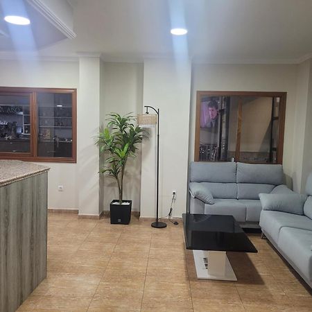 Hostal Restaurante El Paraiso ดอน เบนิโต ภายนอก รูปภาพ