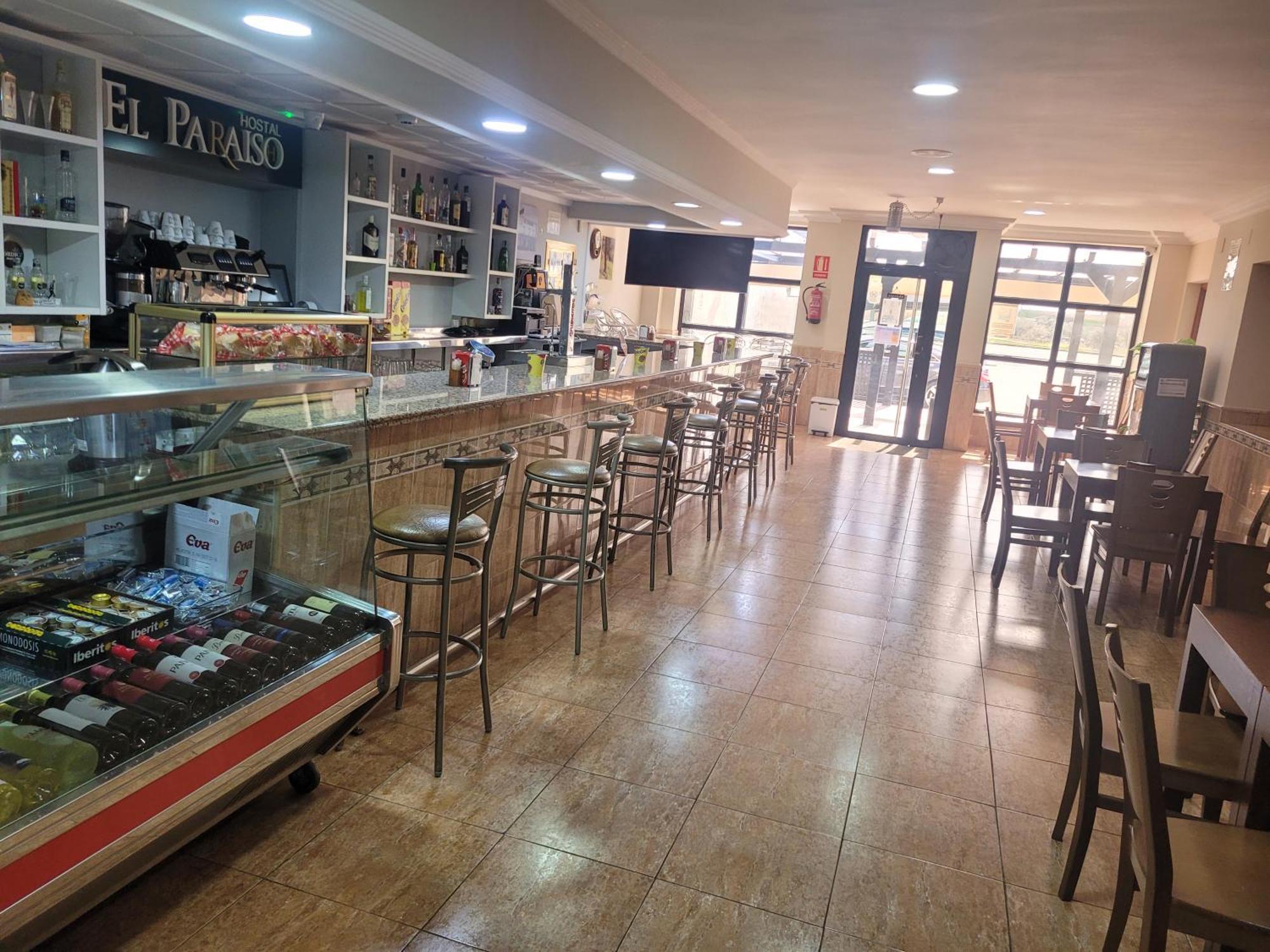 Hostal Restaurante El Paraiso ดอน เบนิโต ภายนอก รูปภาพ