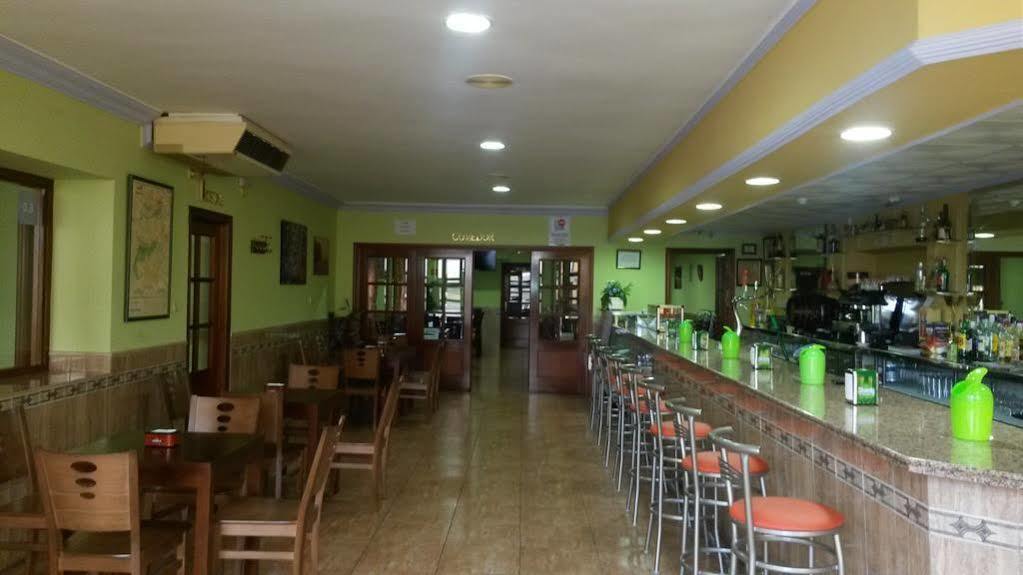 Hostal Restaurante El Paraiso ดอน เบนิโต ภายนอก รูปภาพ